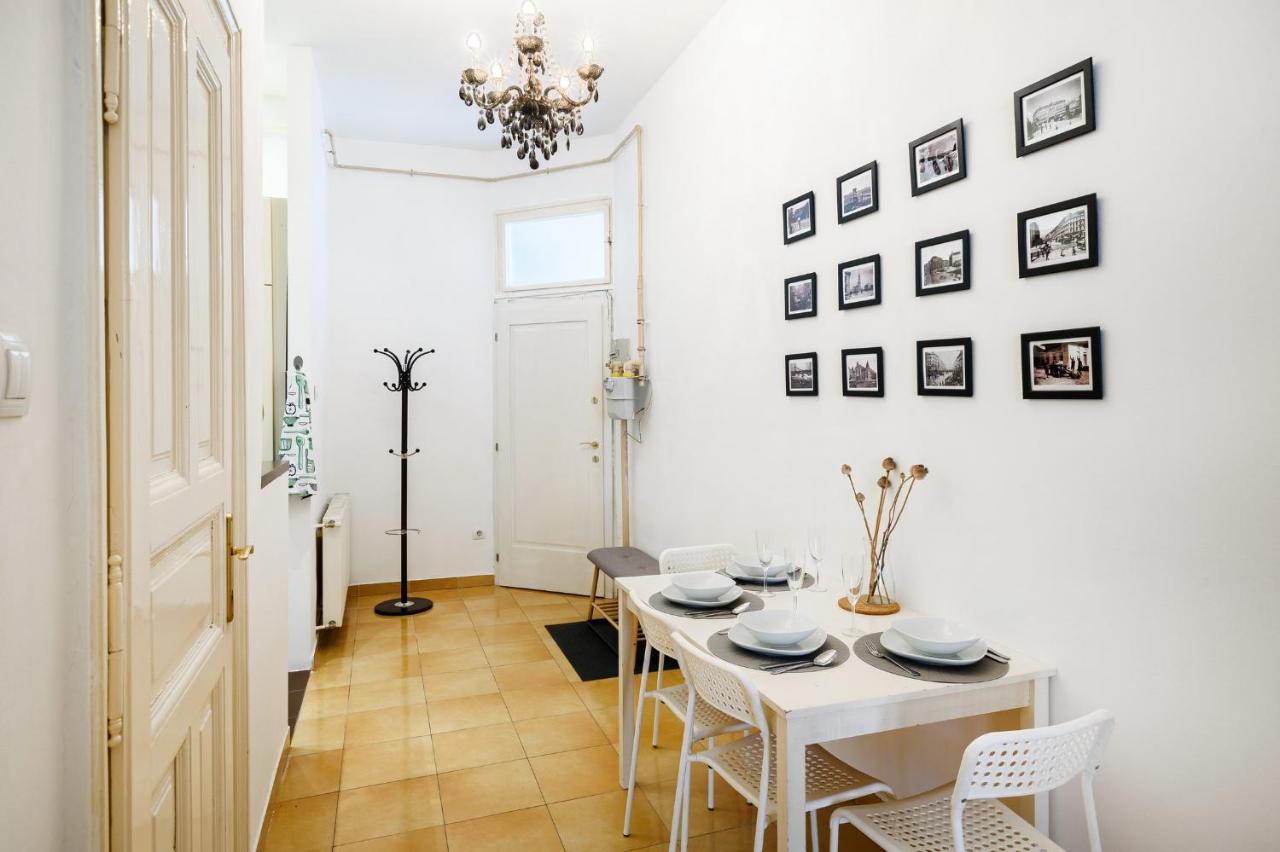 Spacious & Serene Downtown Home With Free Parking Budapeşte Dış mekan fotoğraf
